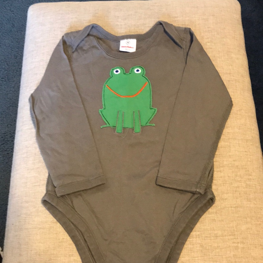 Hanna Andersson onesie size 90